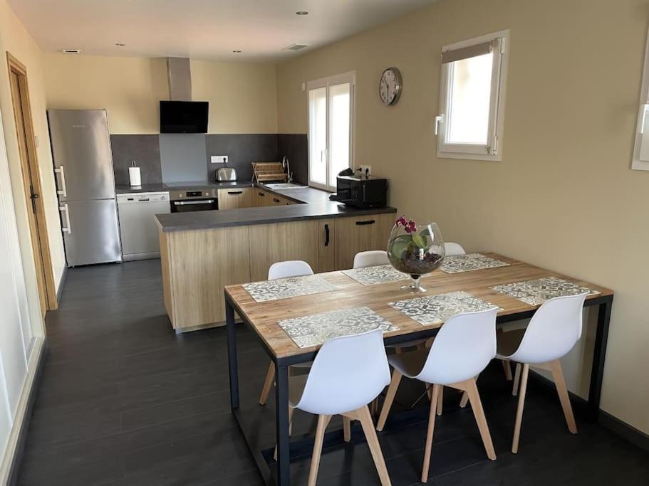 פרפיניין Magnifique Appartement T3 Tout Confort מראה חיצוני תמונה