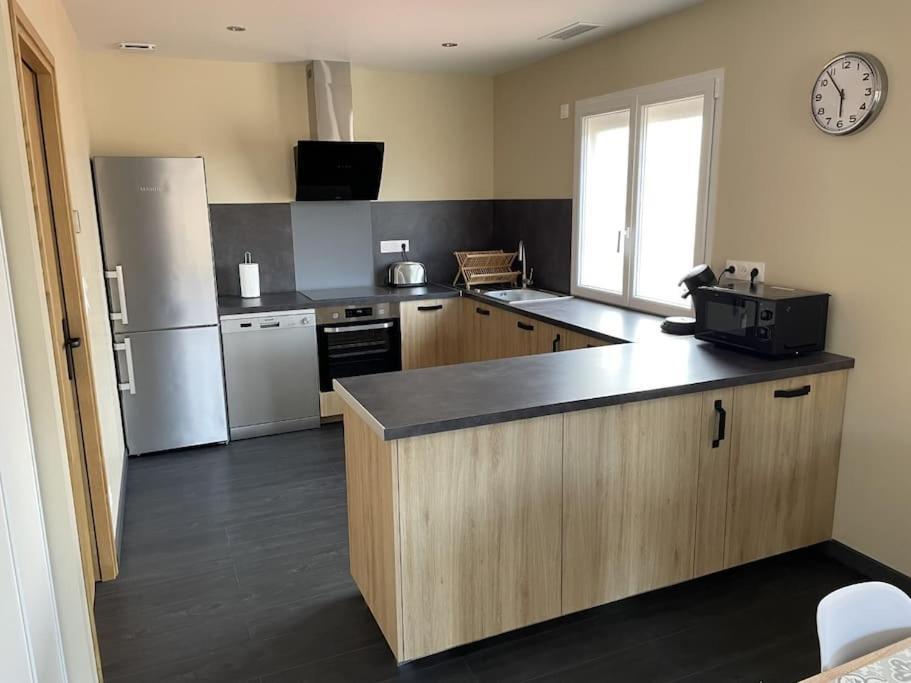 פרפיניין Magnifique Appartement T3 Tout Confort מראה חיצוני תמונה
